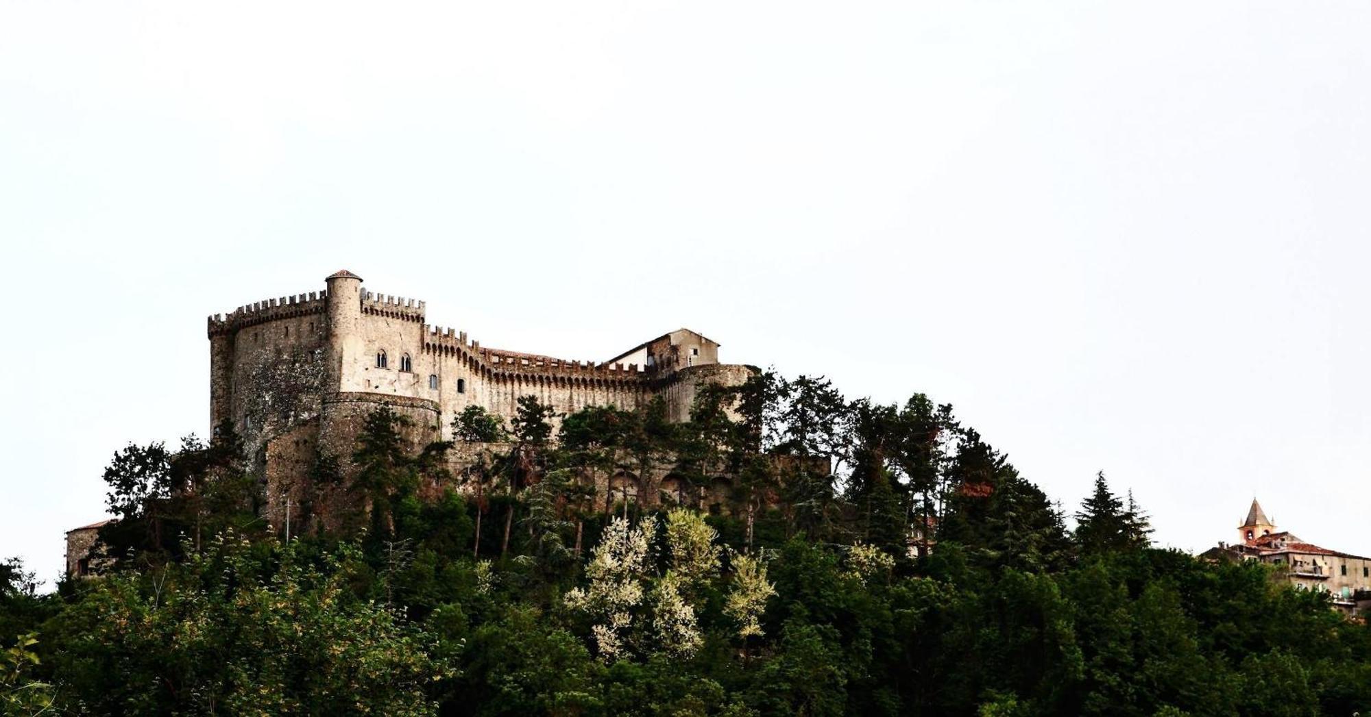 Castello Malaspina Di Fosdinovo Zewnętrze zdjęcie