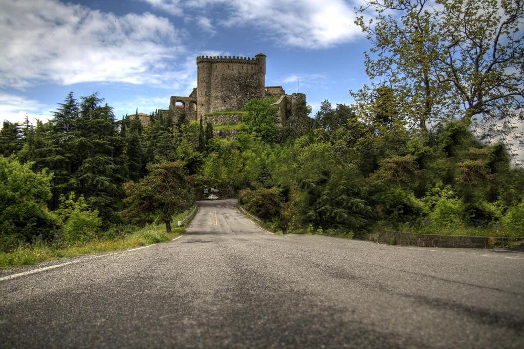 Castello Malaspina Di Fosdinovo Zewnętrze zdjęcie